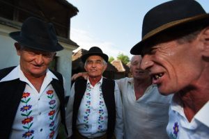 5eb3266e3de2061ebc3ccf883c26f103_s